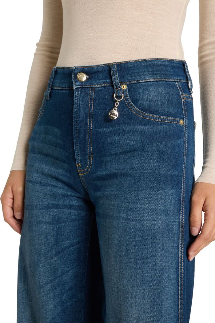 Aimee mit Charm 5058